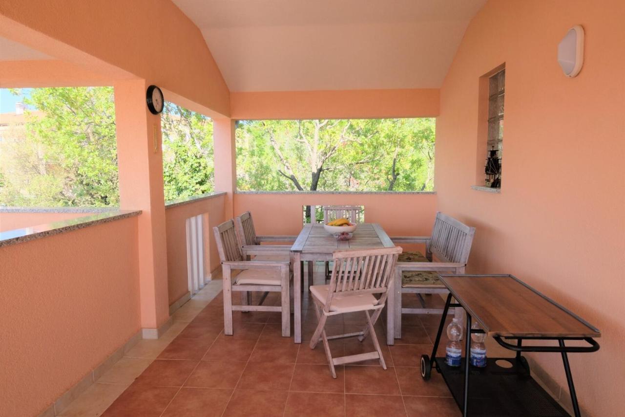 Apartments Coral, Klimno, Island Krk Экстерьер фото