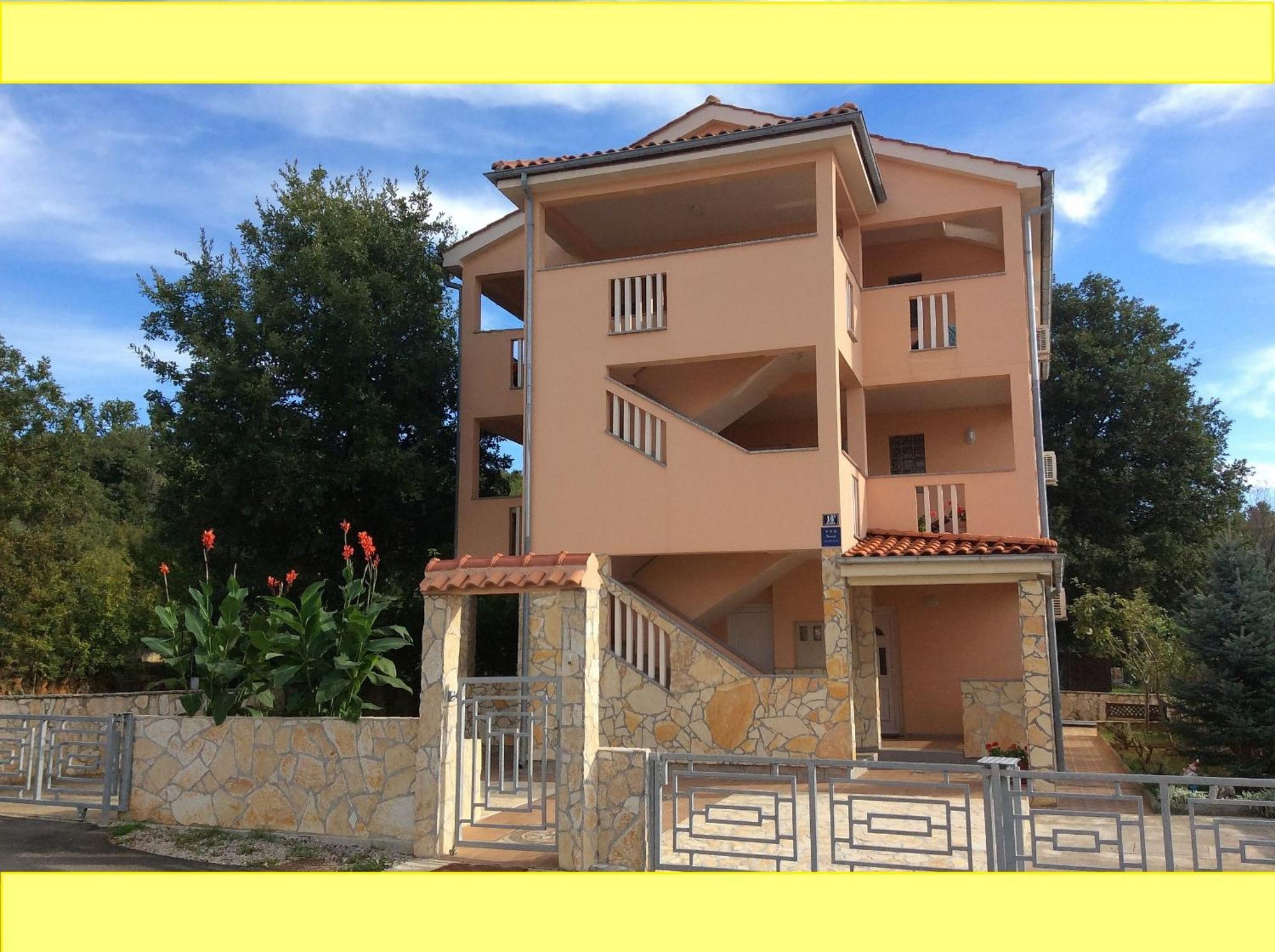 Apartments Coral, Klimno, Island Krk Экстерьер фото